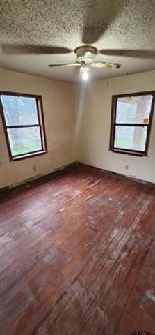205 Hollywood Street, Arp, TX 75750