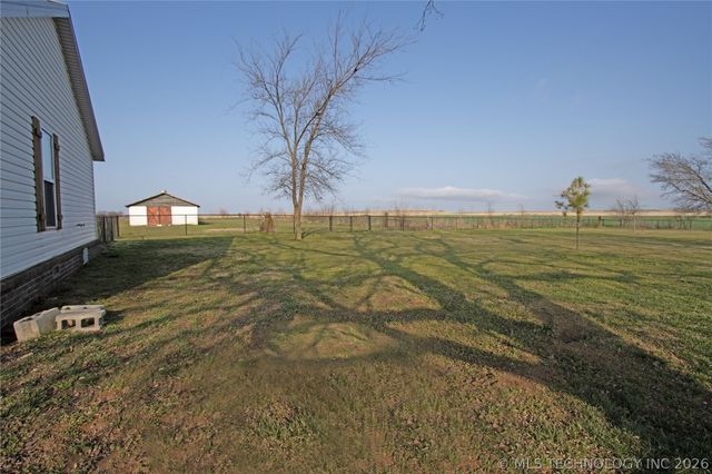 25437 E 690 Road, Wagoner, OK 74467