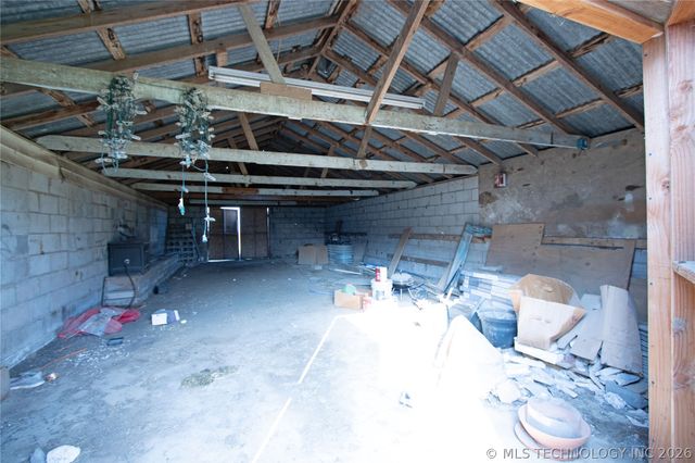 25437 E 690 Road, Wagoner, OK 74467