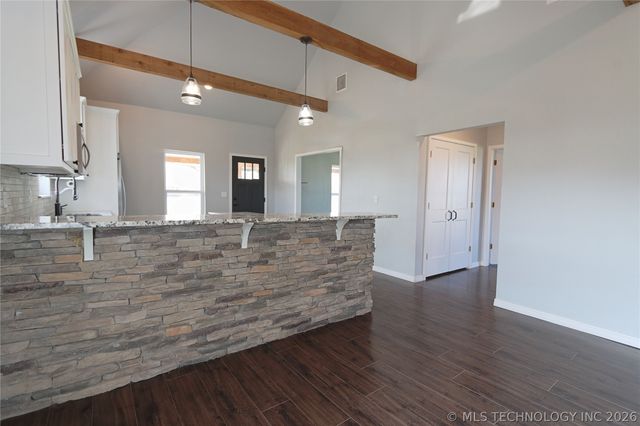 25437 E 690 Road, Wagoner, OK 74467