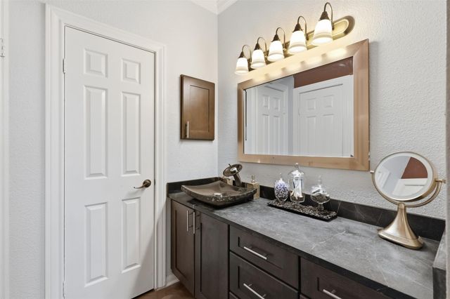 2700 Revere Street 121, Houston, TX 77098