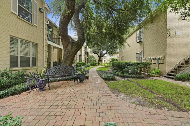 2700 Revere Street 121, Houston, TX 77098