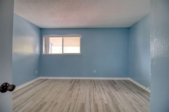 6334 NEWTOWN CIRCLE 34B4, Tampa, FL 33615