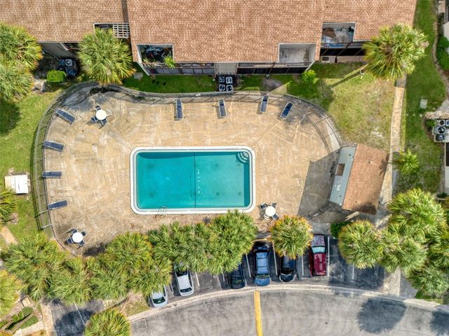 6334 NEWTOWN CIRCLE 34B4, Tampa, FL 33615