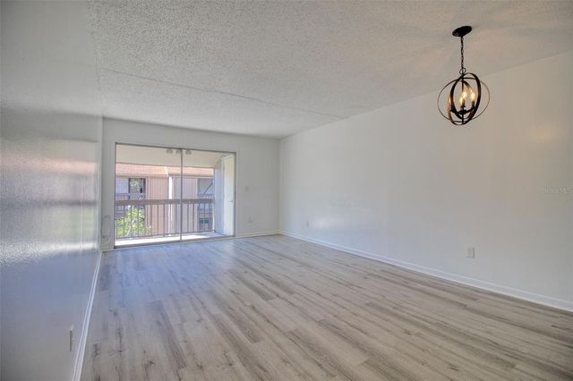 6334 NEWTOWN CIRCLE 34B4, Tampa, FL 33615