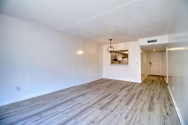 6334 NEWTOWN CIRCLE 34B4, Tampa, FL 33615