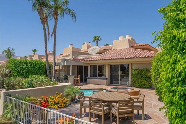 228 W Kavenish Drive West, Rancho Mirage, CA 92270