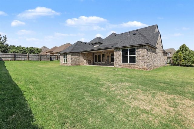 19640 Stratmore Way, Edmond, OK 73012