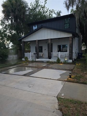 319 W WEST STREET, Tampa, FL 33602