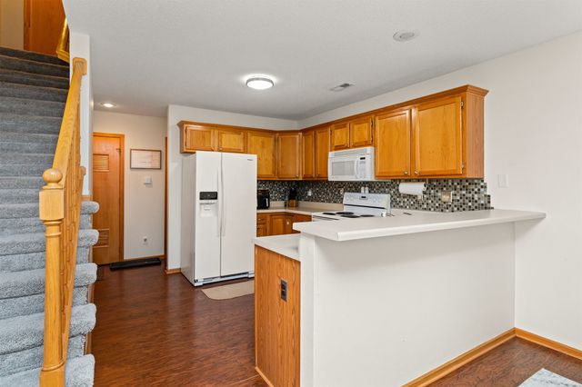 1505 SE Delaware Avenue 2, Ankeny, IA 50021