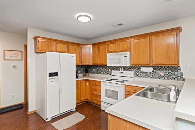 1505 SE Delaware Avenue 2, Ankeny, IA 50021