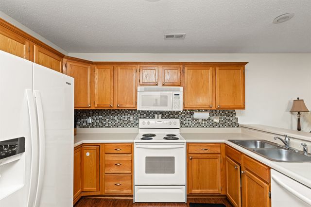 1505 SE Delaware Avenue 2, Ankeny, IA 50021