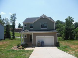 578 30th Avenue Circle NE, Hickory, NC 28601