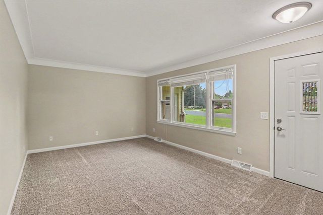 6083 Woodlea Drive, Kalamazoo, MI 49048