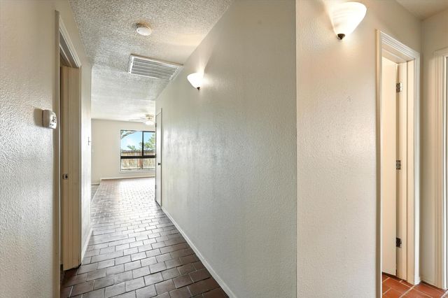 4413 ROXBURY Avenue NE, Albuquerque, NM 87111