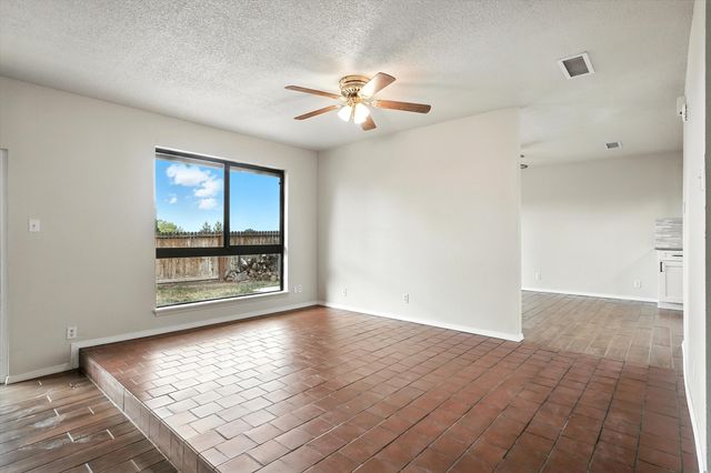 4413 ROXBURY Avenue NE, Albuquerque, NM 87111