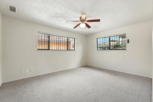 4413 ROXBURY Avenue NE, Albuquerque, NM 87111