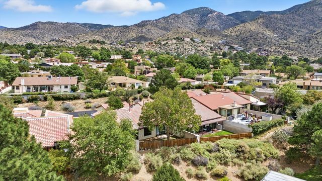 4413 ROXBURY Avenue NE, Albuquerque, NM 87111