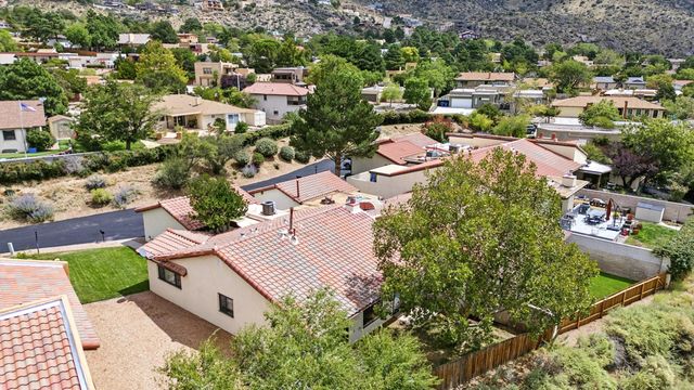 4413 ROXBURY Avenue NE, Albuquerque, NM 87111