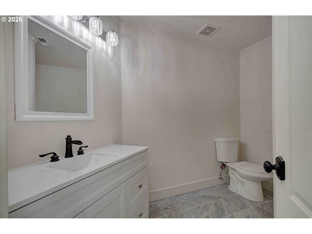 130 UPLAND Dr, Woodland, WA 98674