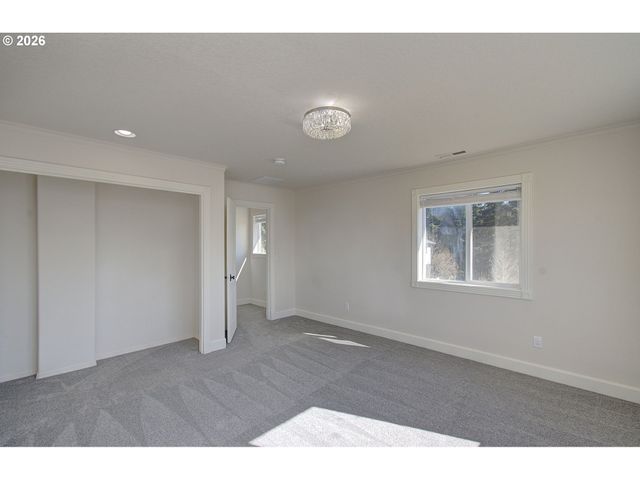 130 UPLAND Dr, Woodland, WA 98674