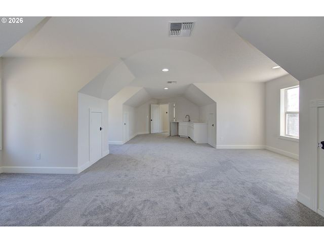 130 UPLAND Dr, Woodland, WA 98674