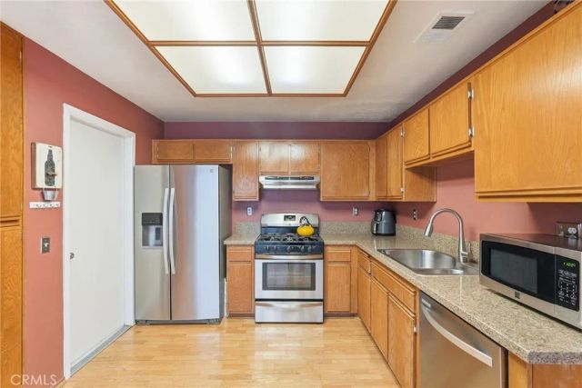 406 Via Colinas, Thousand Oaks, CA 91362