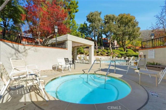 406 Via Colinas, Thousand Oaks, CA 91362