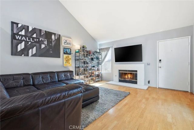 406 Via Colinas, Thousand Oaks, CA 91362