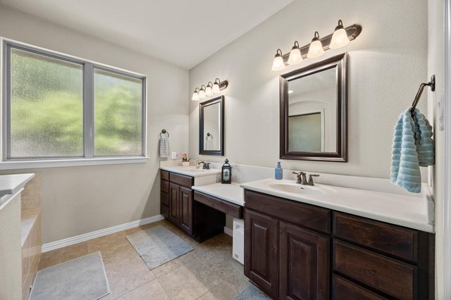 2520 Thunder Horse, Leander, TX 78641