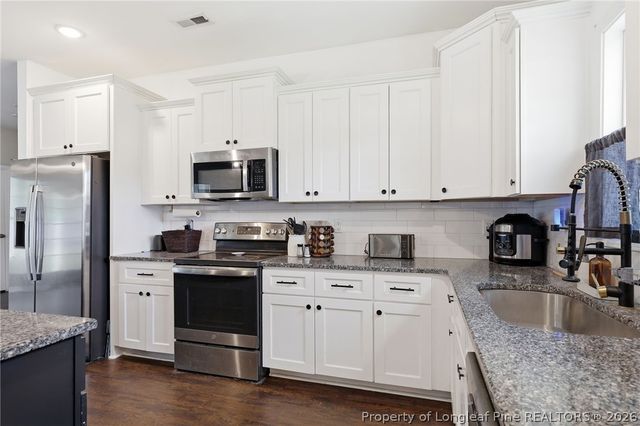 277 B and B Loop Road, Raeford, NC 28376