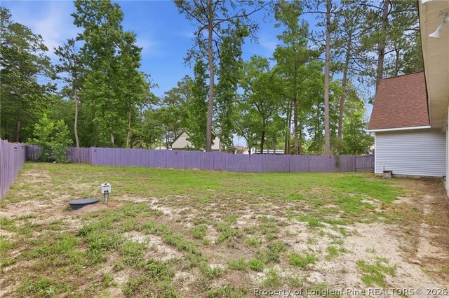 277 B and B Loop Road, Raeford, NC 28376