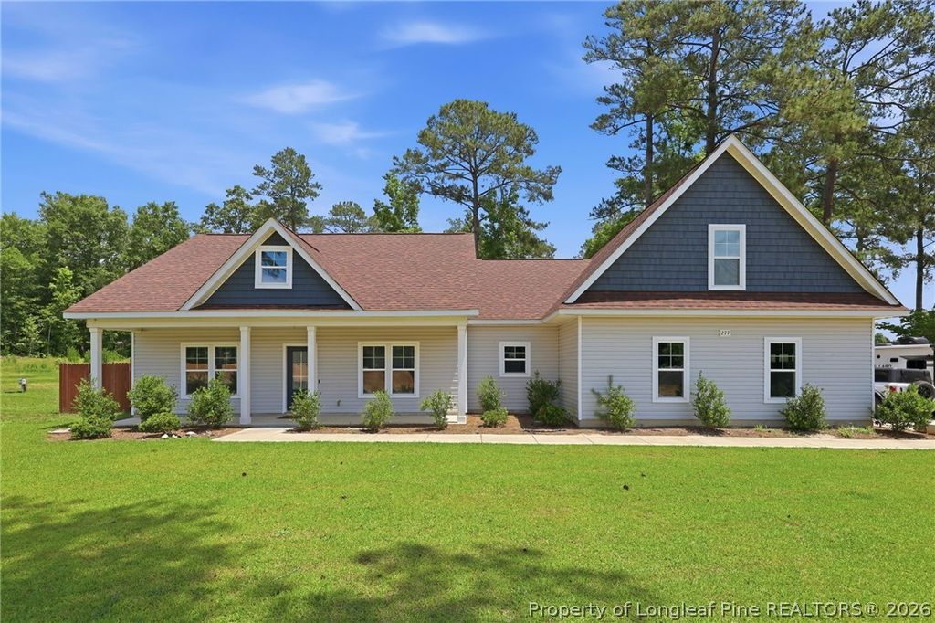 277 B and B Loop Road, Raeford, NC 28376