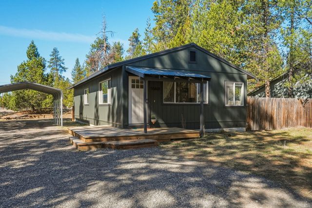 55601 Swan Road, Bend, OR 97707