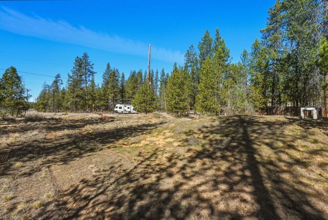 55601 Swan Road, Bend, OR 97707