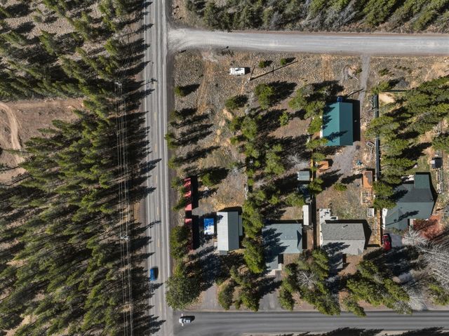 55601 Swan Road, Bend, OR 97707
