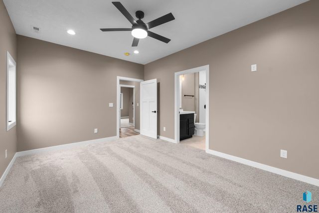 704 N Clark St Street, Lennox, SD 57039