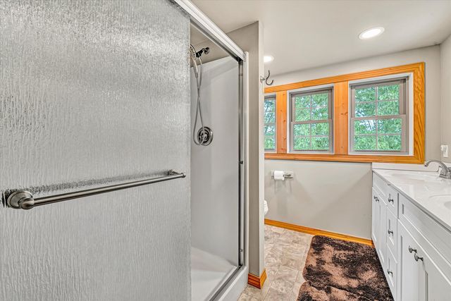 2866 Rucker RD, Moneta, VA 24121