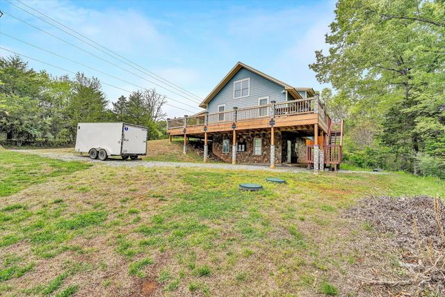 2866 Rucker RD, Moneta, VA 24121