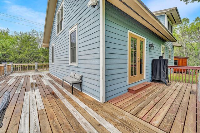 2866 Rucker RD, Moneta, VA 24121