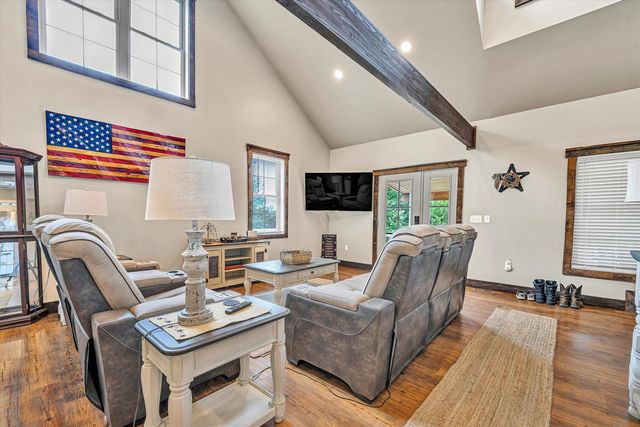 2866 Rucker RD, Moneta, VA 24121