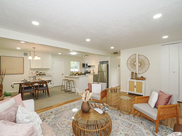 1254 W DUPONT AVE, Salt Lake City, UT 84116