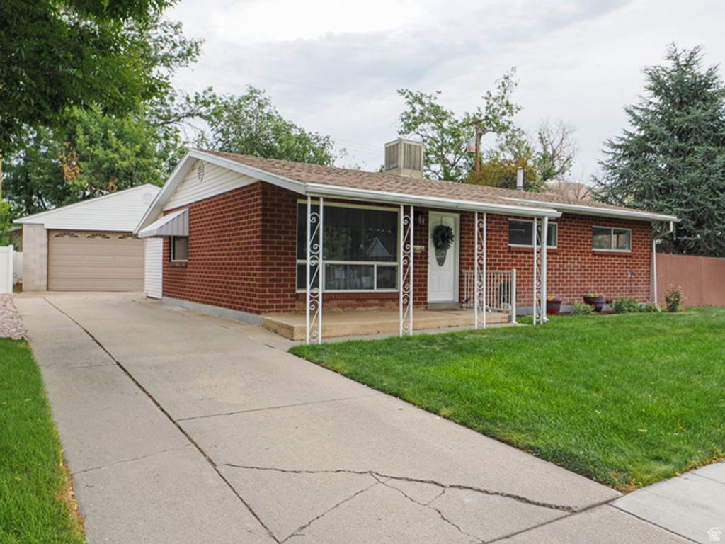 1254 W DUPONT AVE, Salt Lake City, UT 84116