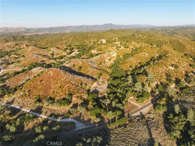 5885 Lion Ridge, Creston, CA 93432