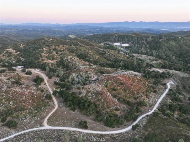 5885 Lion Ridge, Creston, CA 93432