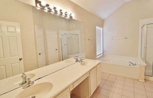 210 Ridgecrest Drive, Cedar Hill, TX 75104