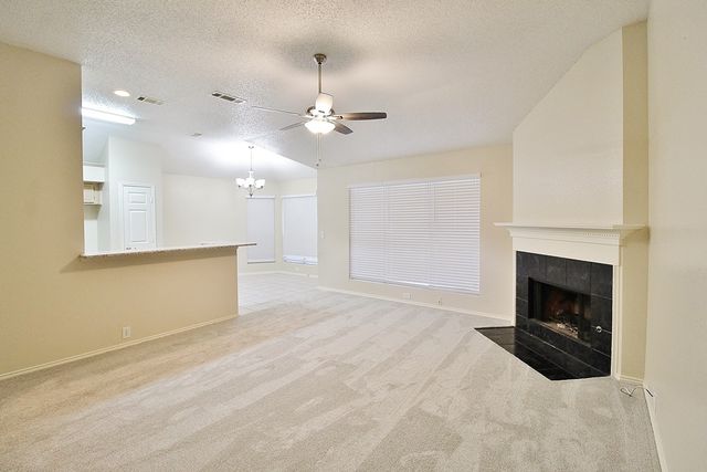 210 Ridgecrest Drive, Cedar Hill, TX 75104