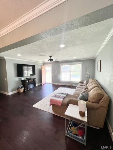 120 Terrace Drive, Sikeston, MO 63801
