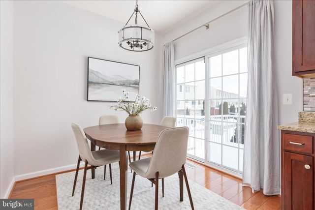 42824 NATIONS ST, Chantilly, VA 20152