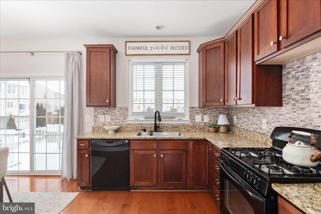 42824 NATIONS ST, Chantilly, VA 20152